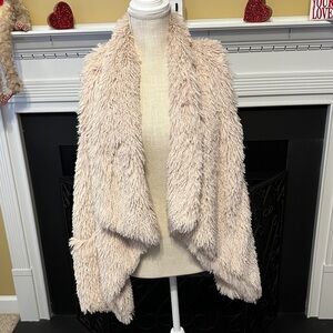 Jolt Women's Tan Teddy Vest